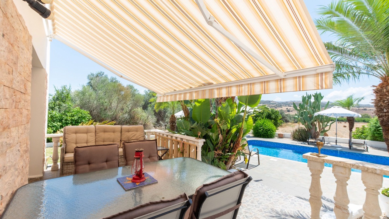Photo of Outdoor in Polis