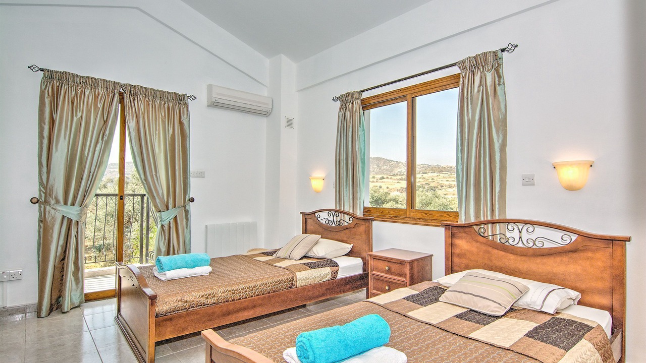 Photo of Bedroom in Polis