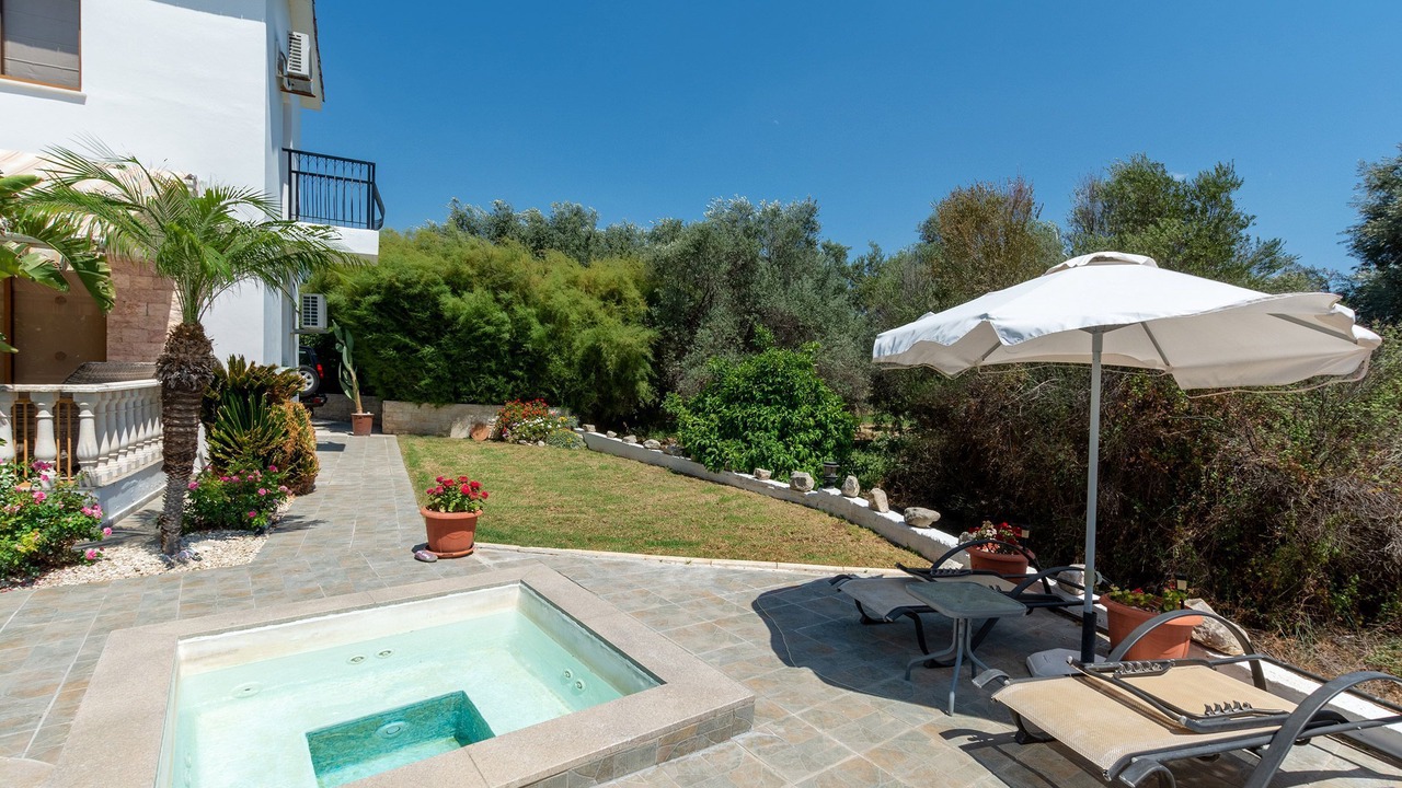 Photo of Patio Balcony in Polis
