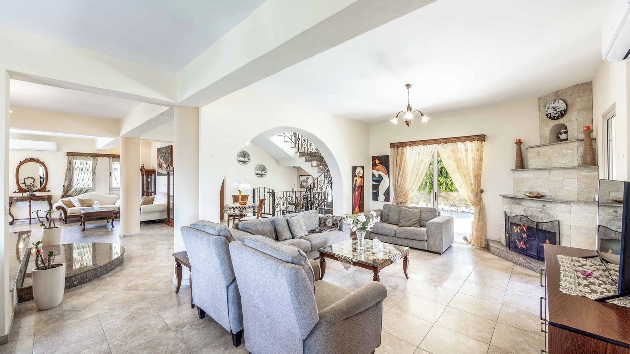 Photo of Livingroom in Argaka
