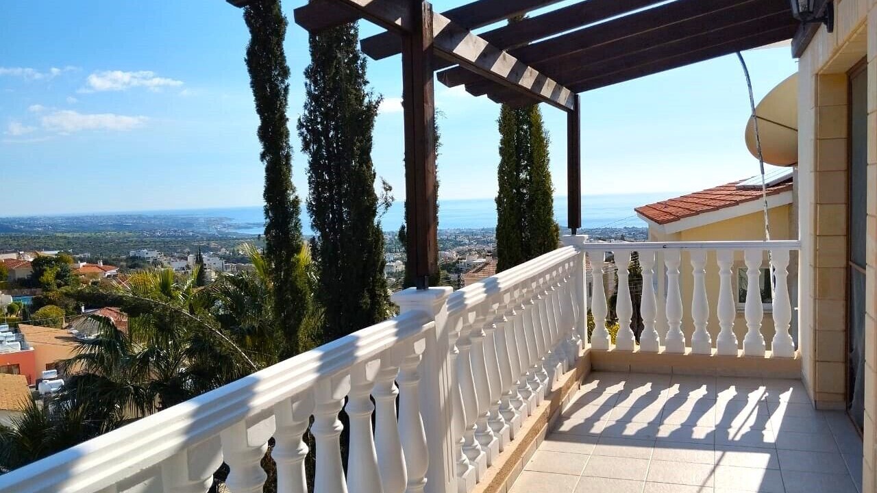 Photo of Outdoor in Peyia Town