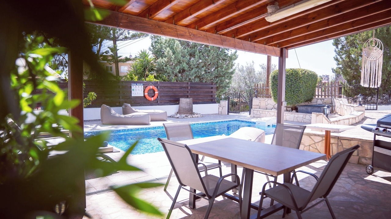 Photo of Outdoor in Peyia Town