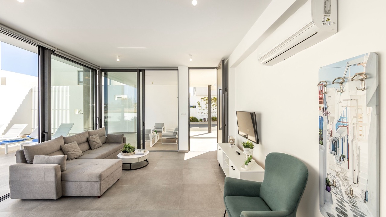 Photo of Livingroom in Pernera