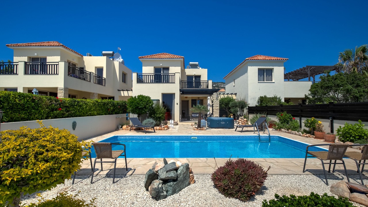 Photo of Outdoor in Peyia Town