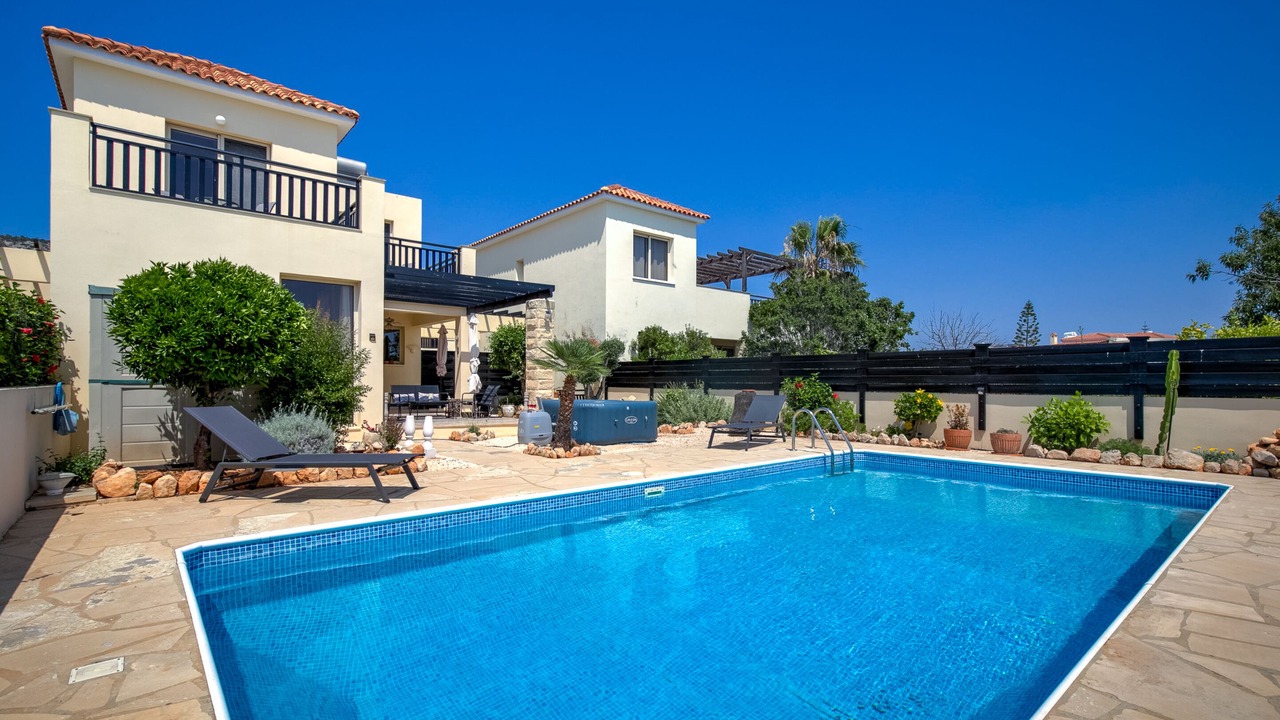 Photo of Outdoor in Peyia Town