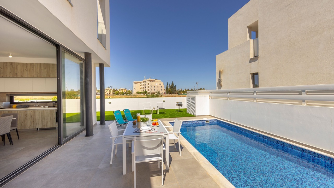Photo of Outdoor in Pernera
