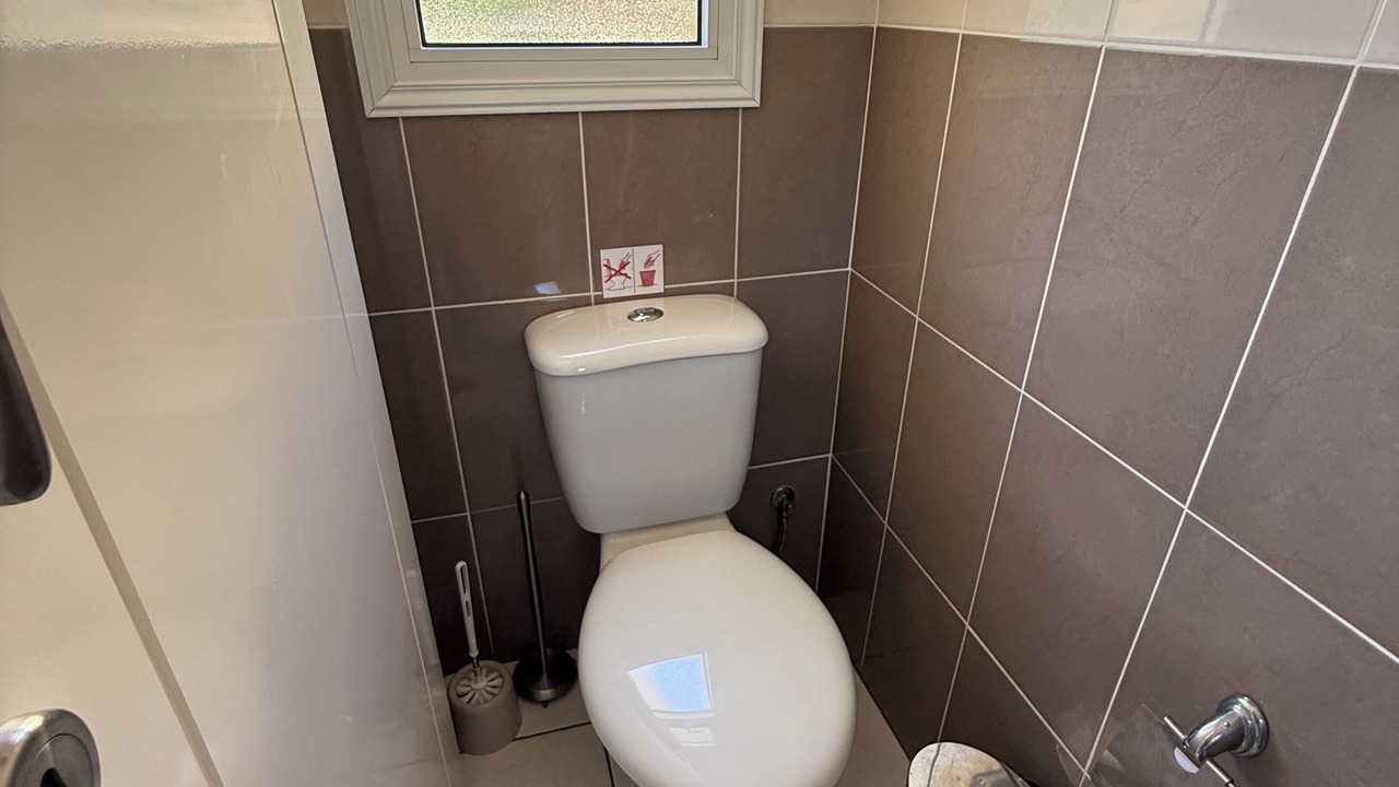 Photo of Bathroom in Polis