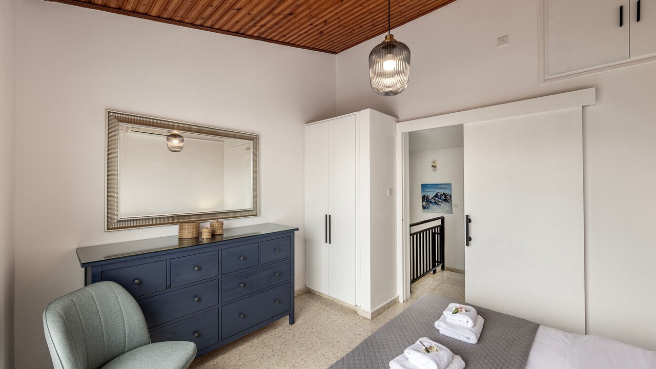 Photo of Bedroom in Pervolia