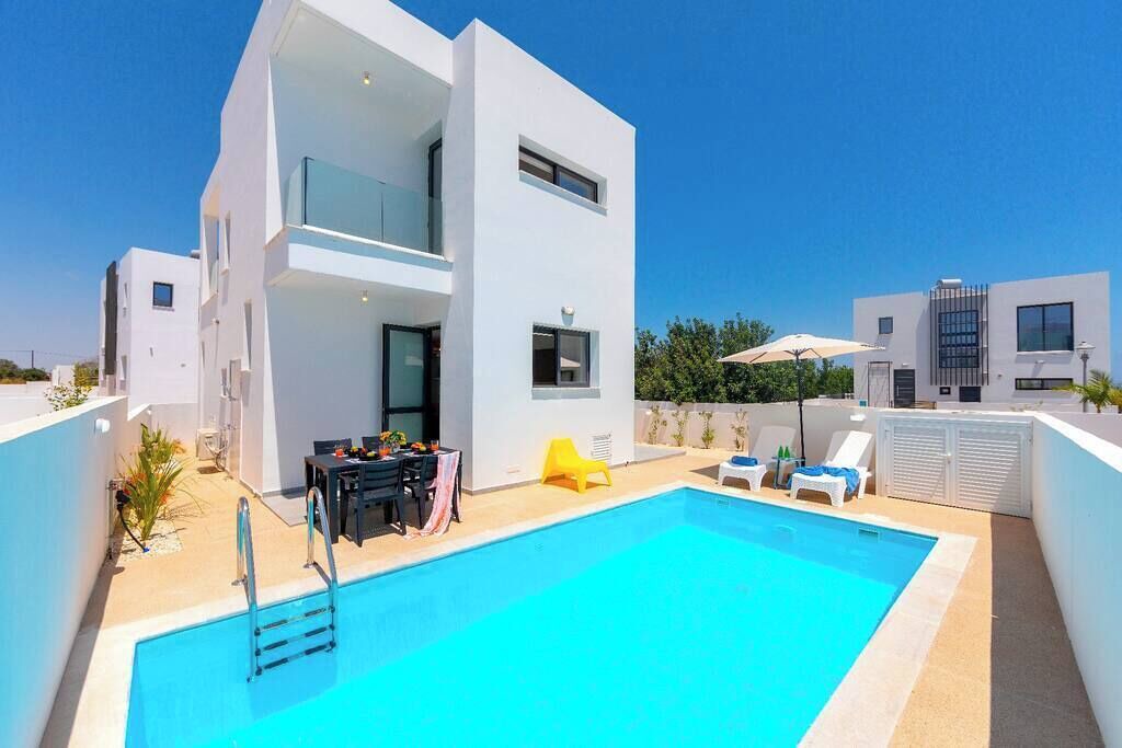 Photo of Outdoor in Kapparis
