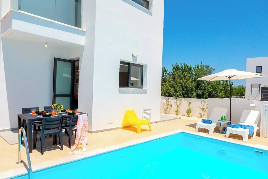 Photo of Outdoor in Kapparis