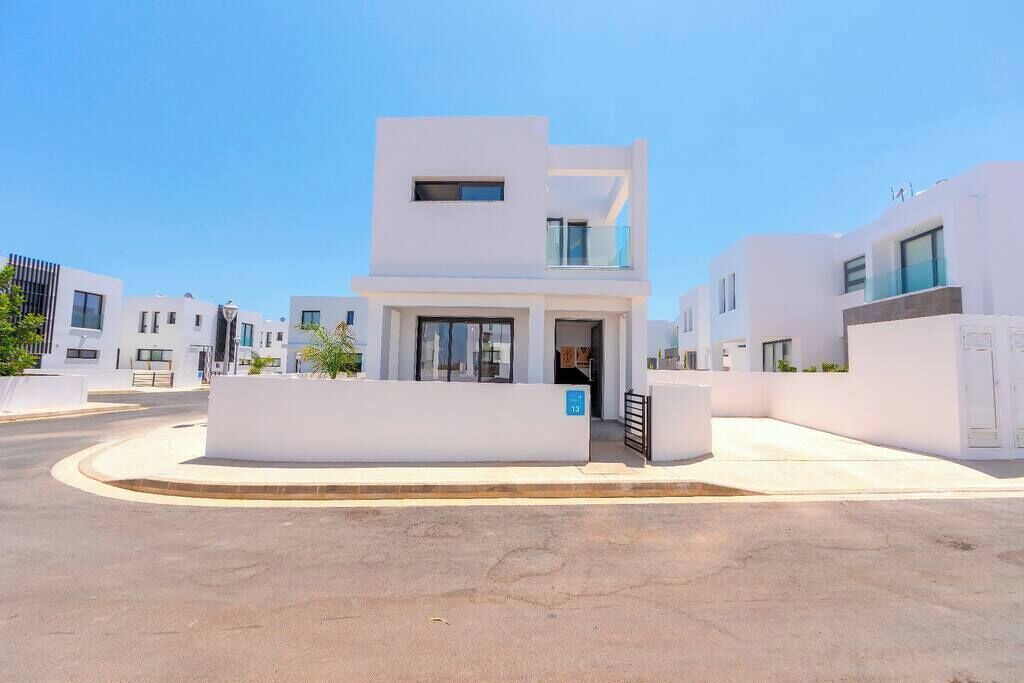 Photo of Outdoor in Kapparis