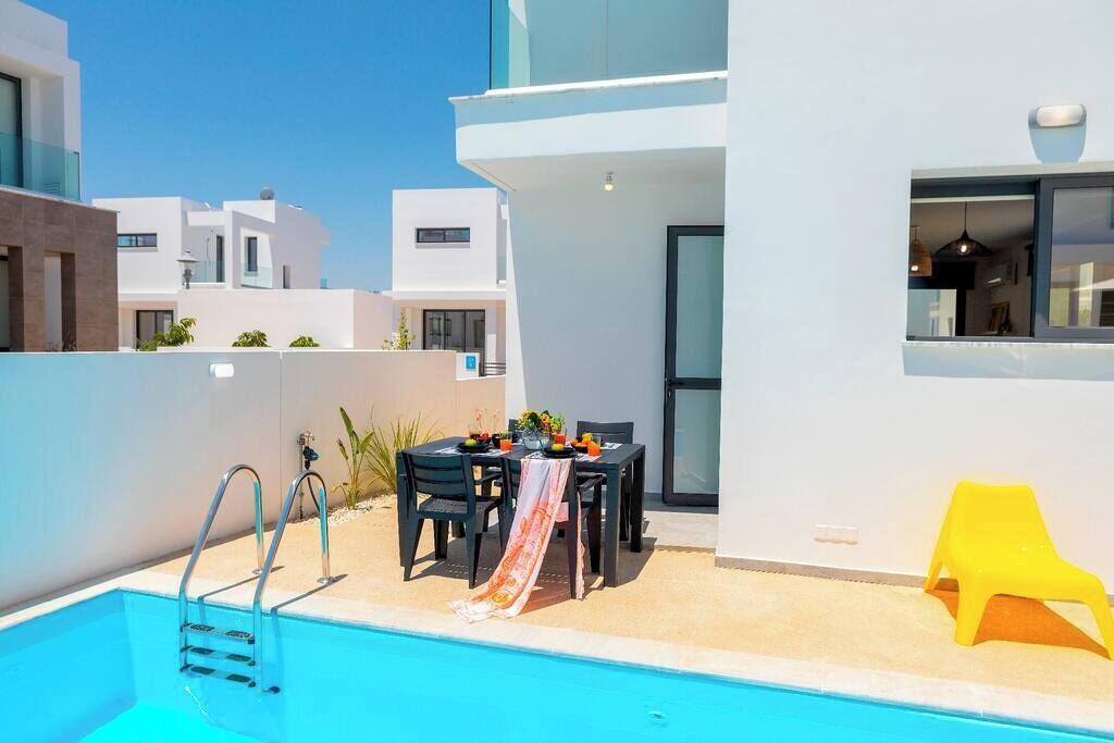Photo of Outdoor in Kapparis