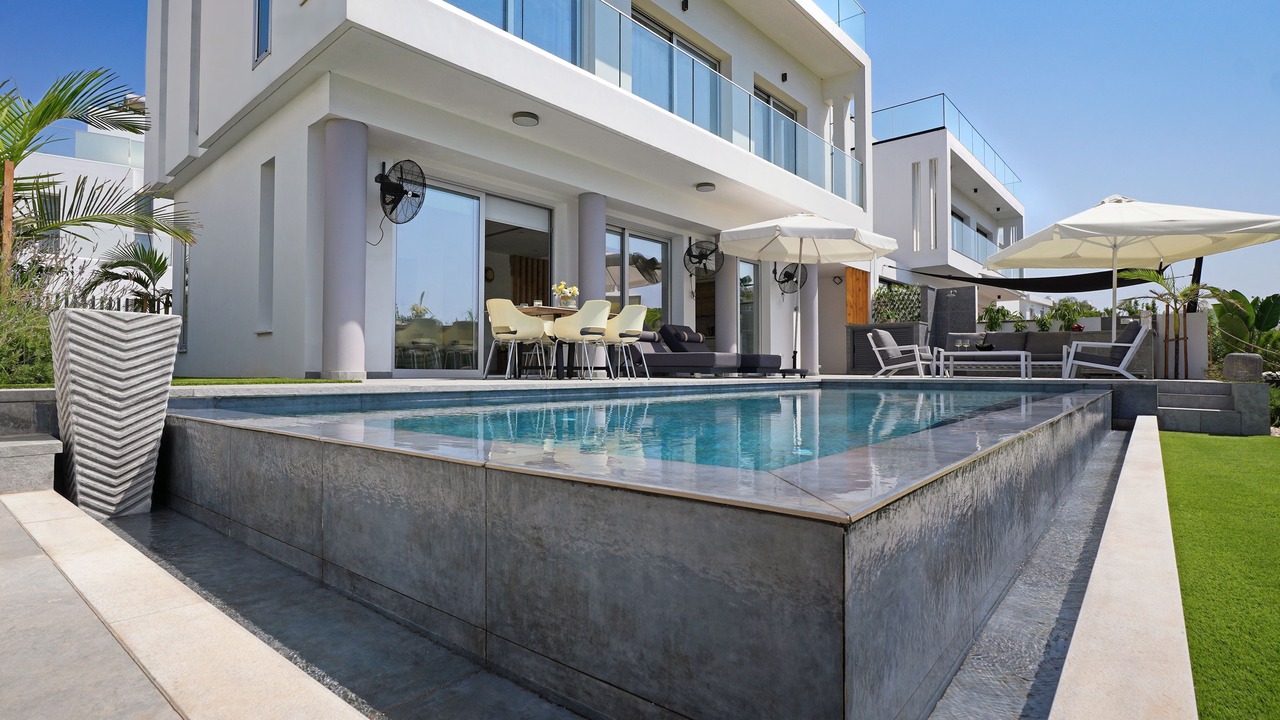Photo of Outdoor in Kapparis