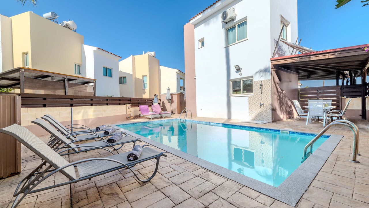 Photo of Outdoor in Pernera