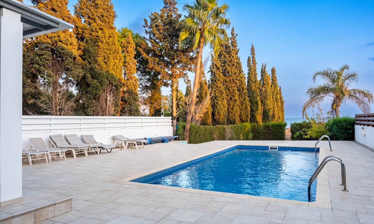 Photo of Outdoor in Pervolia