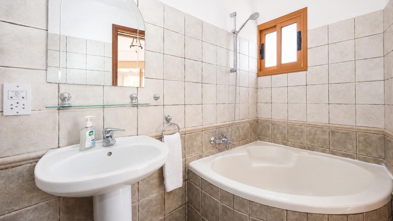 Photo of Bathroom in Argaka