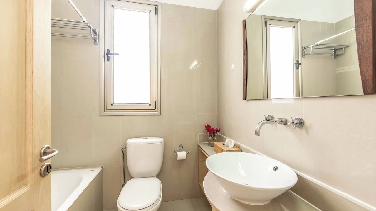 Photo of Bathroom in Giolou