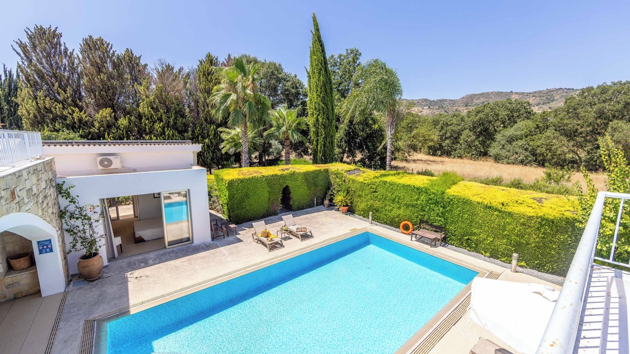 Photo of Outdoor in Giolou