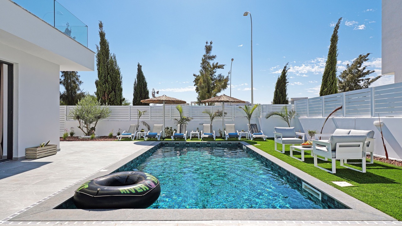 Photo of Outdoor in Pernera