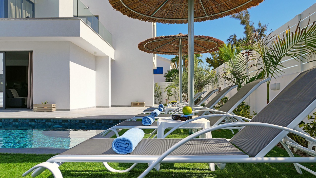 Photo of Outdoor in Pernera