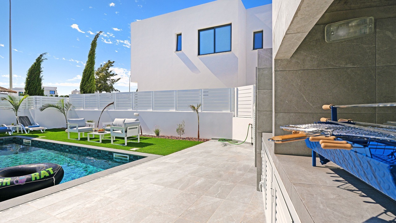 Photo of Outdoor in Pernera