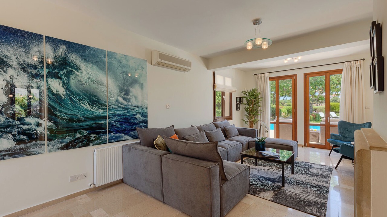 Photo of Livingroom in Aphrodite Hills