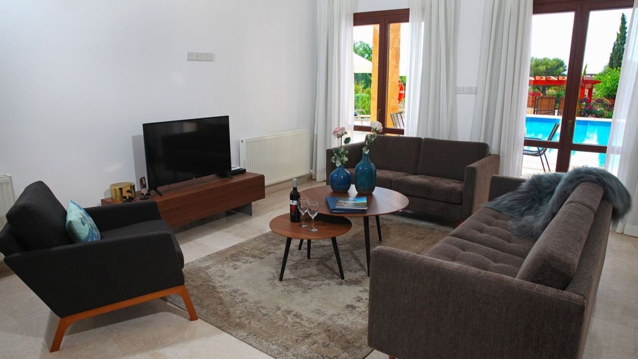 Photo of Livingroom in Aphrodite Hills
