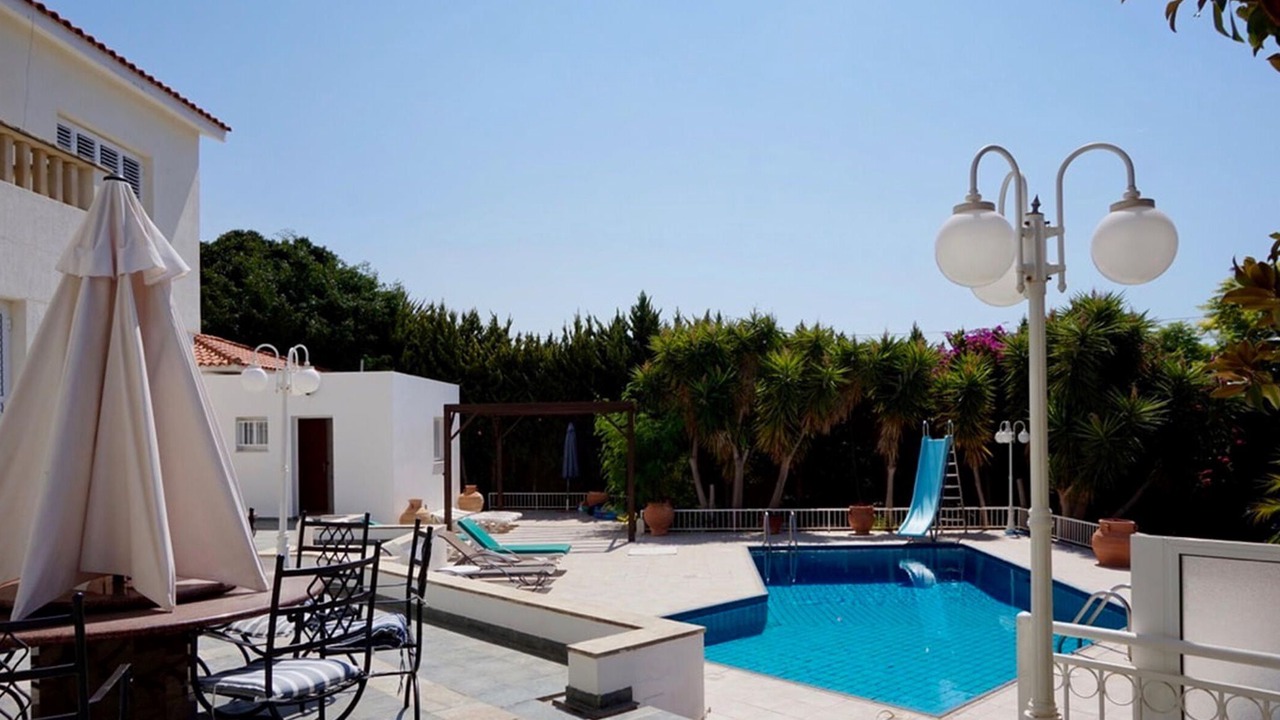 Photo of Outdoor in Peyia Town