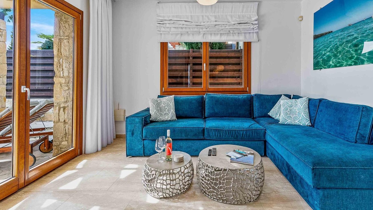 Photo of Livingroom in Aphrodite Hills
