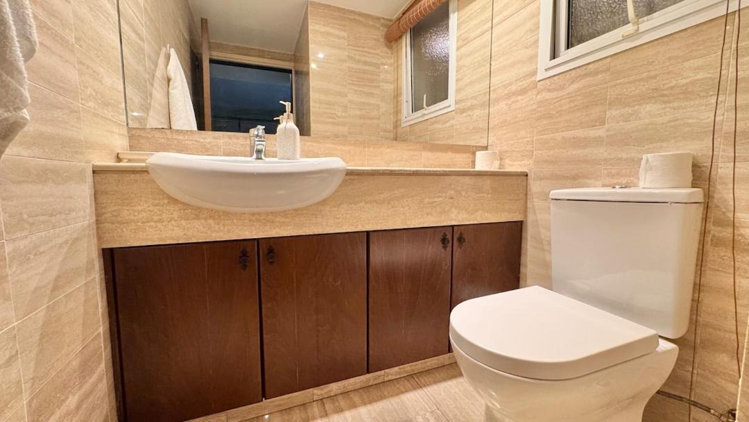 Photo of Bathroom in Neapolis