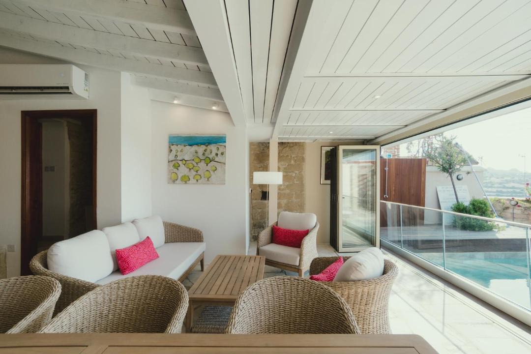 Photo of Patio Balcony in Psematismenos
