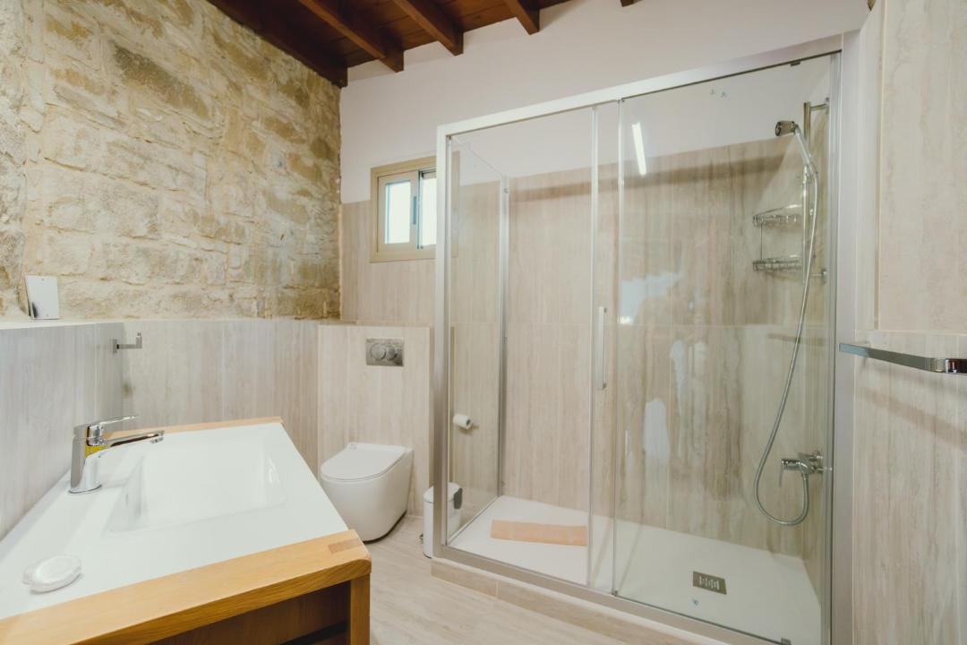 Photo of Bathroom in Psematismenos
