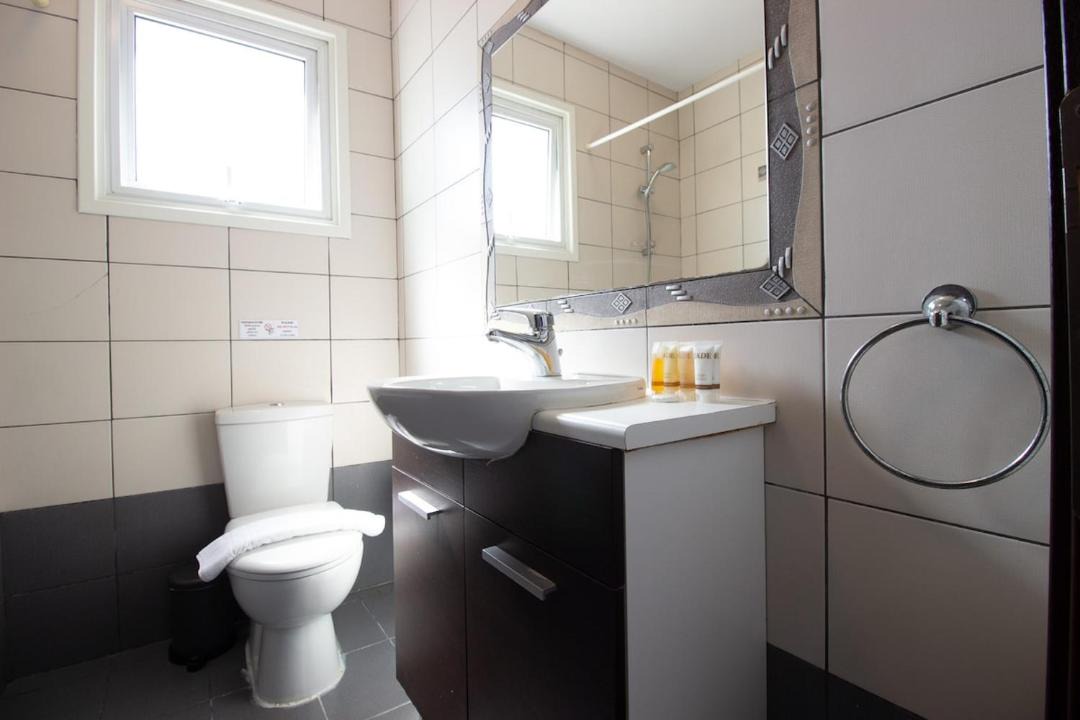 Photo of Bathroom in Lykabittos