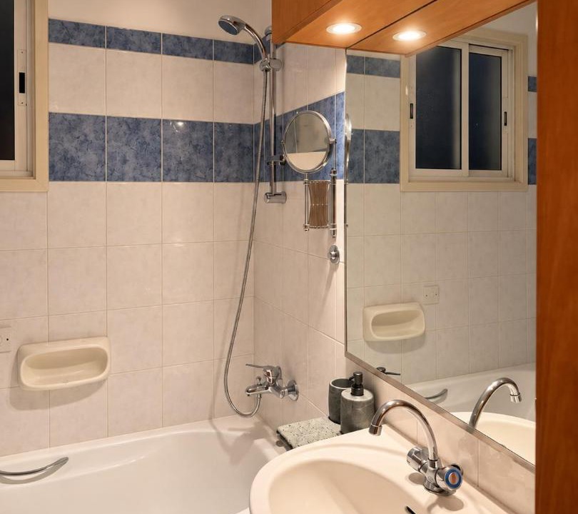 Photo of Bathroom in Lykabittos