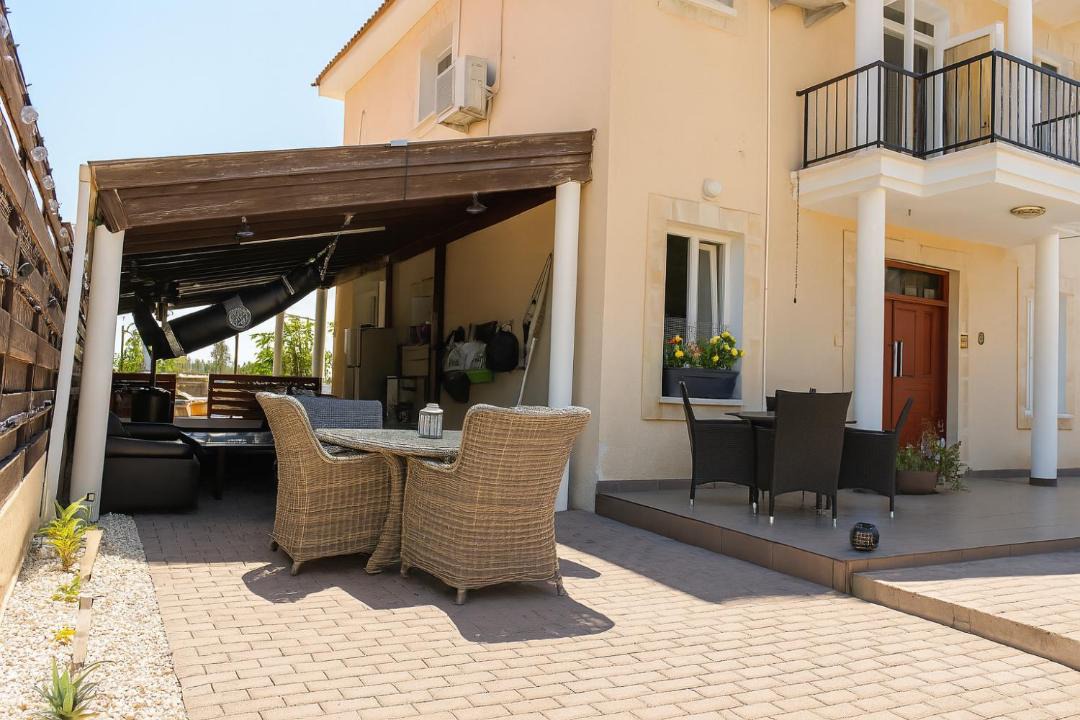 Photo of Patio Balcony in Oroklini