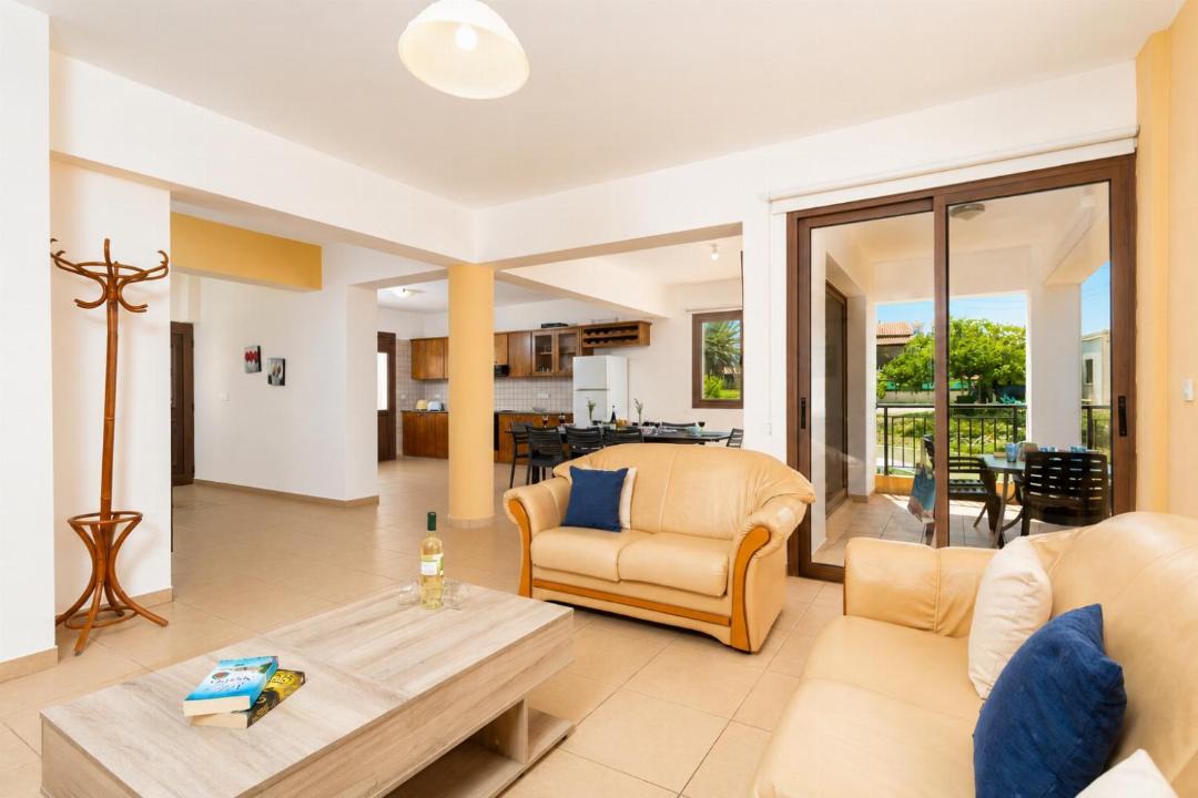 Photo of Others in Pomos