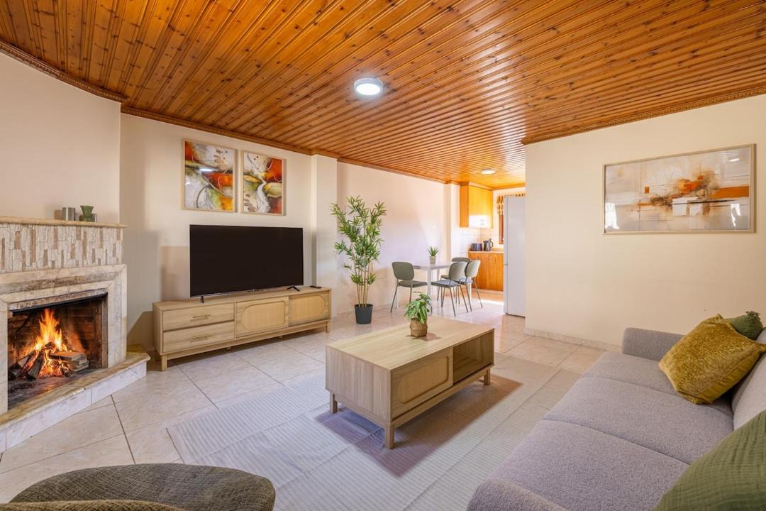Photo of Livingroom in Koilani