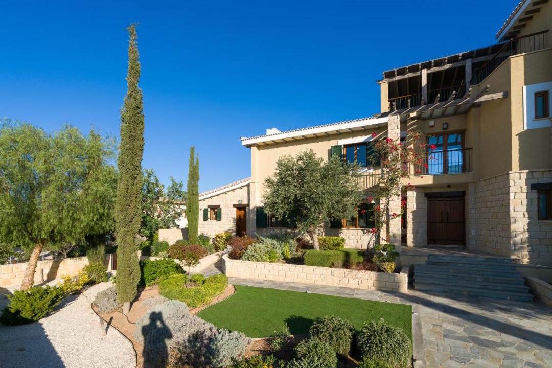 Photo of Others in Aphrodite Hills