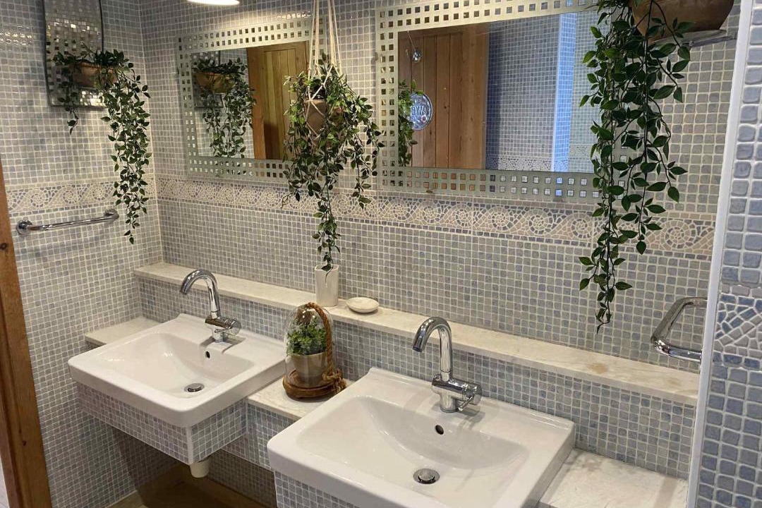 Photo of Bathroom in Anogyra