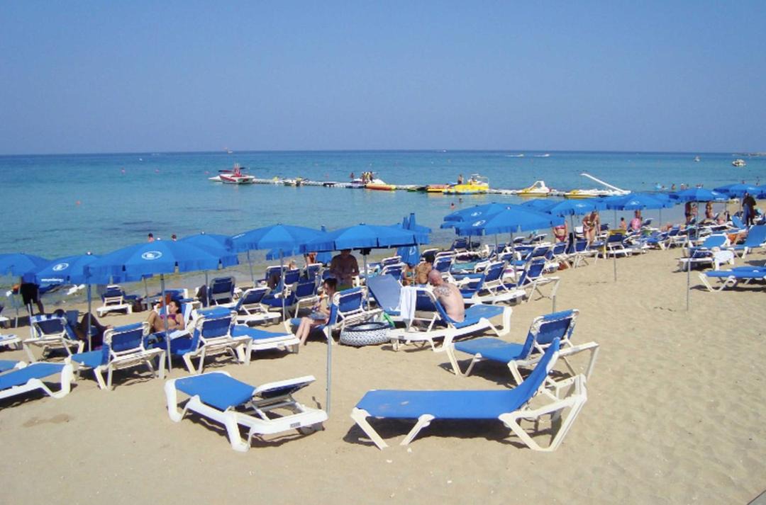 Photo of Others in Pernera