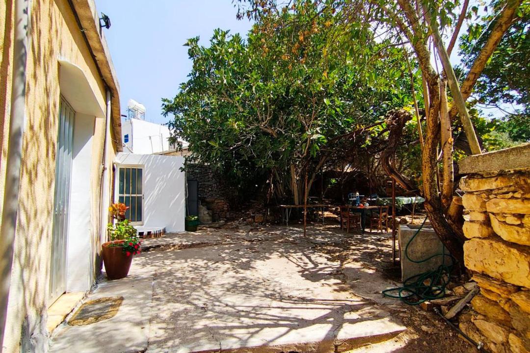 Photo of Others in Pano Arodhes