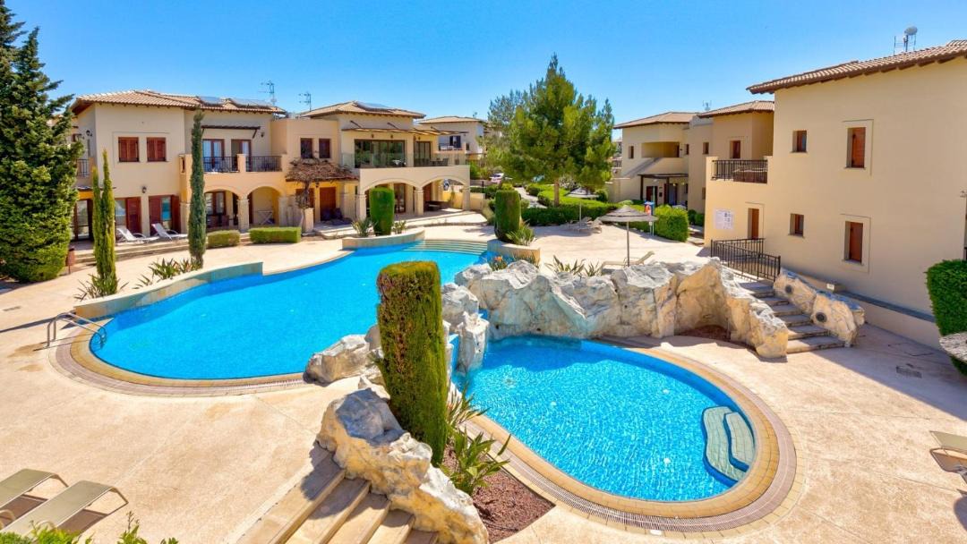 Photo of Others in Aphrodite Hills