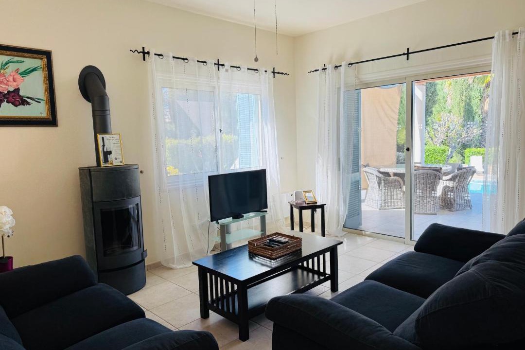 Photo of Livingroom in Latchi