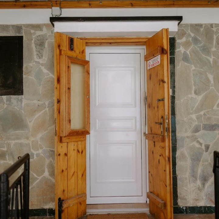 Photo of Others in Platres