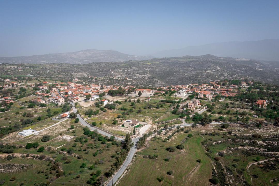 Photo of Others in Lofou