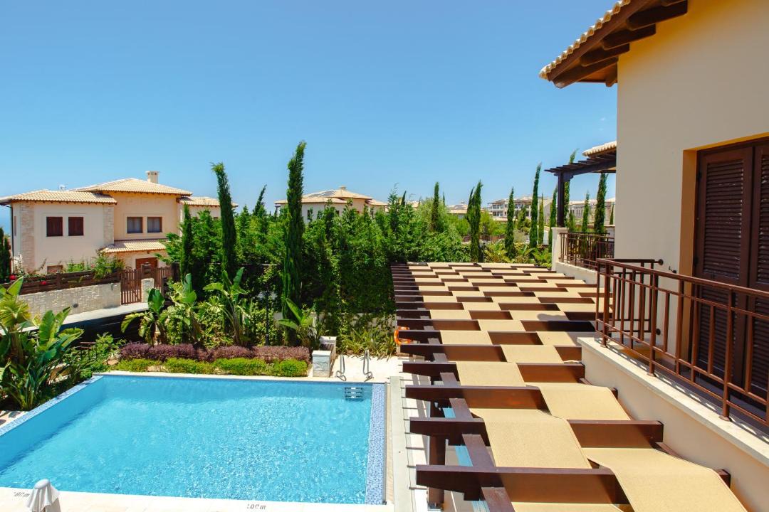 Photo of Others in Aphrodite Hills