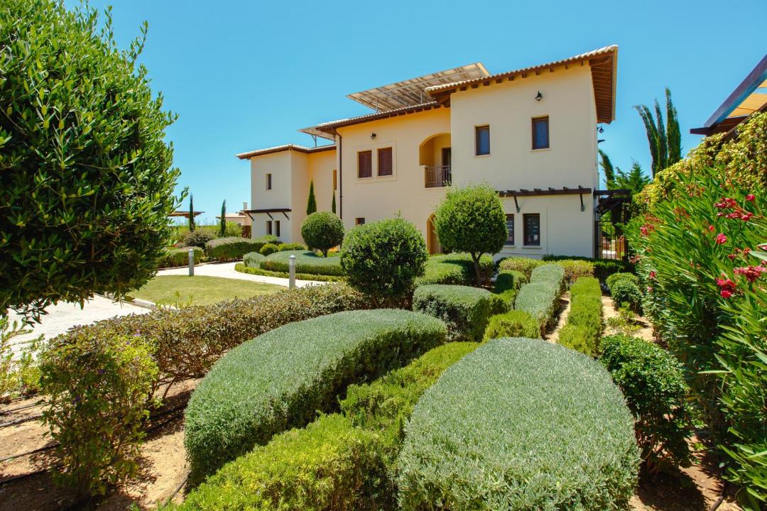 Photo of Others in Aphrodite Hills