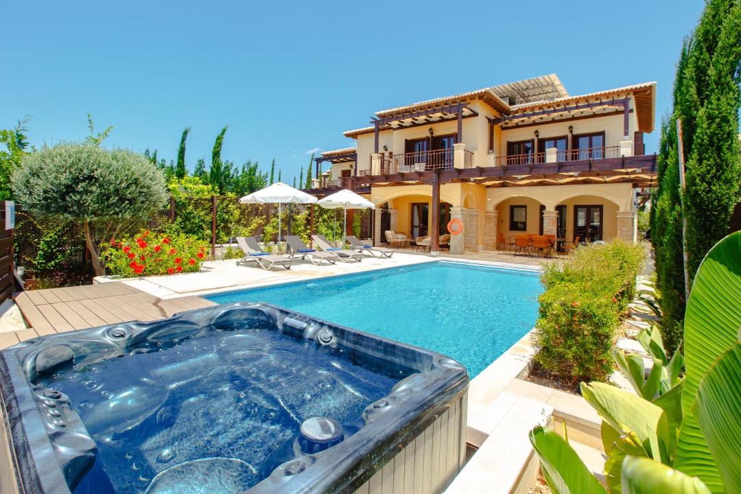 Photo of Others in Aphrodite Hills