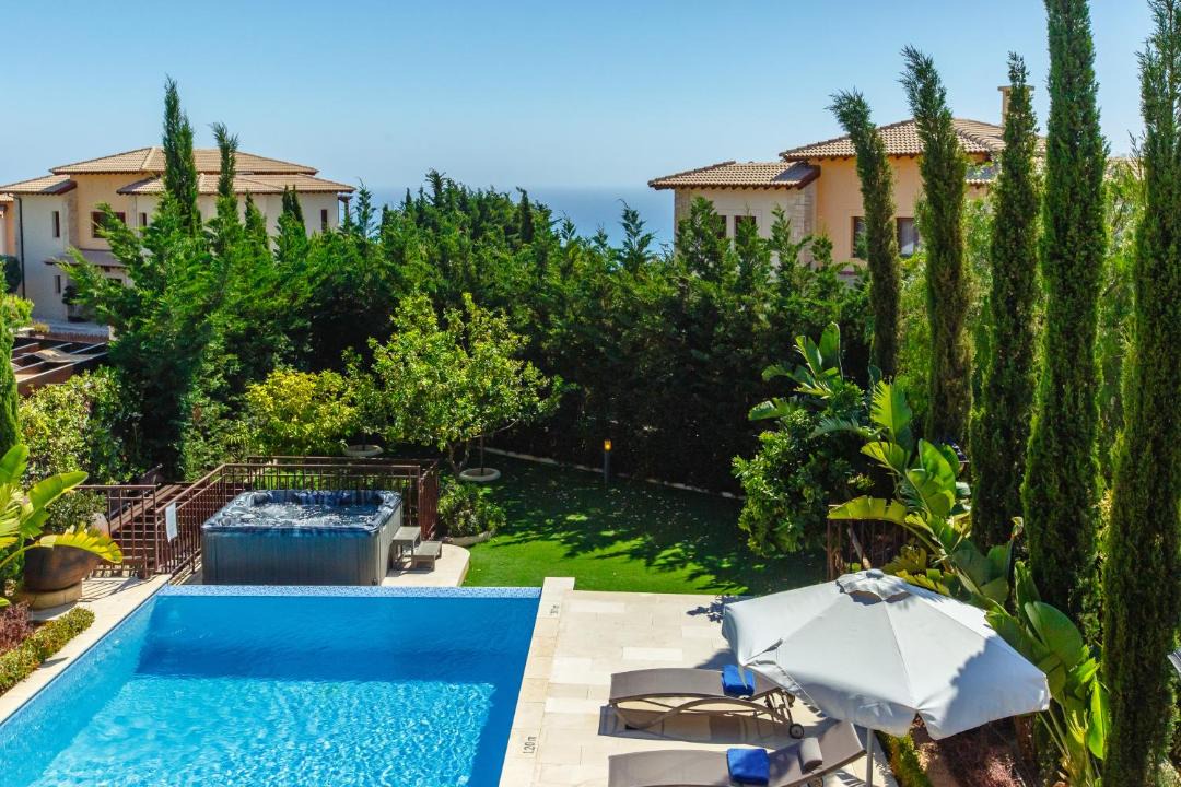 Photo of Others in Aphrodite Hills