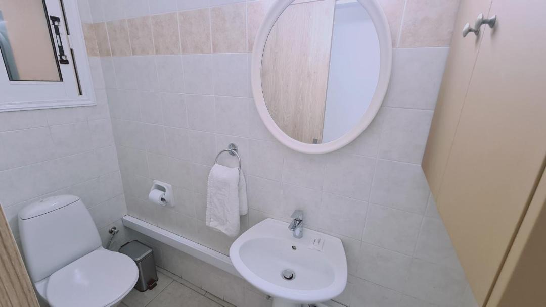 Photo of Bathroom in Neapolis